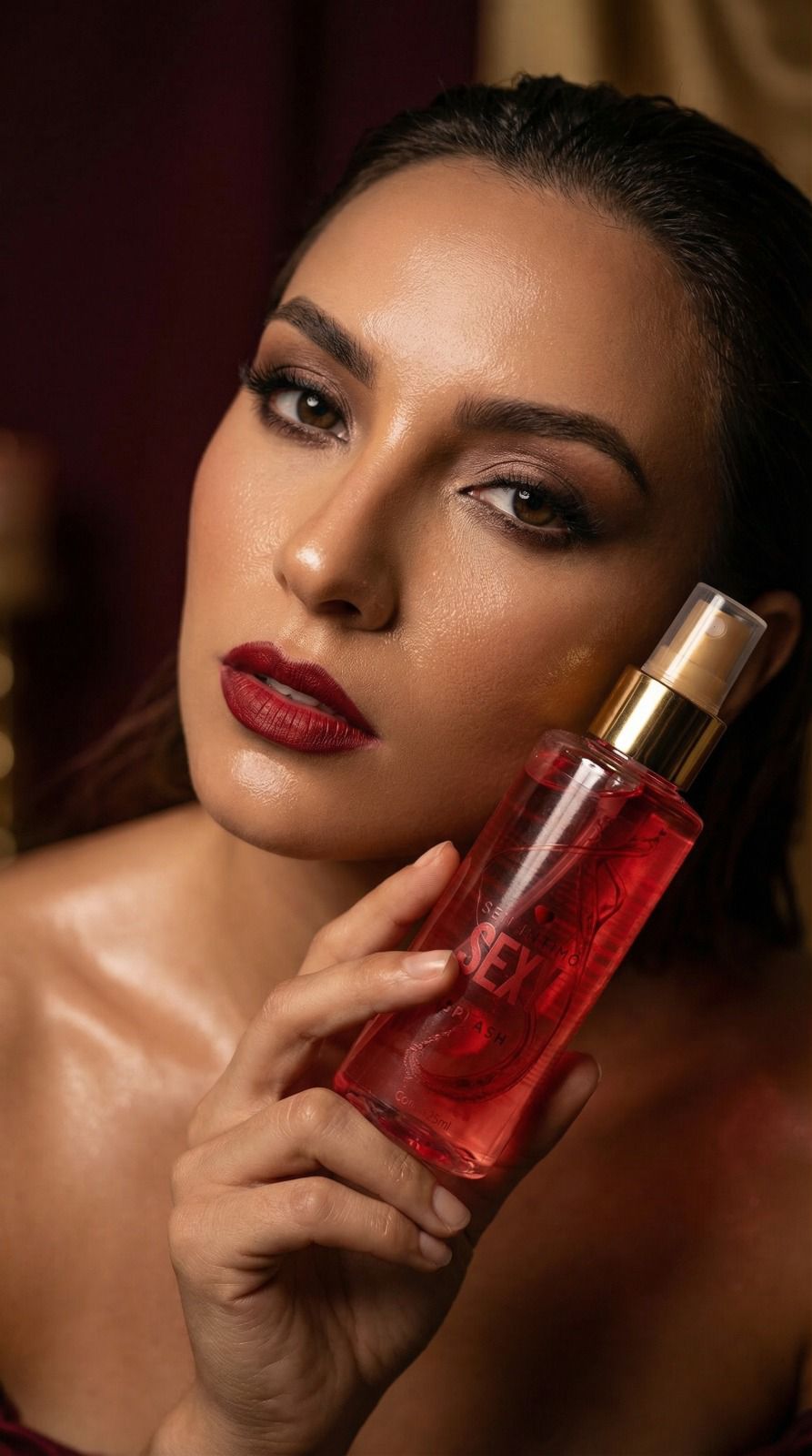 Splash con Pheromonas Sexy con notas de mora silvestre 125ml